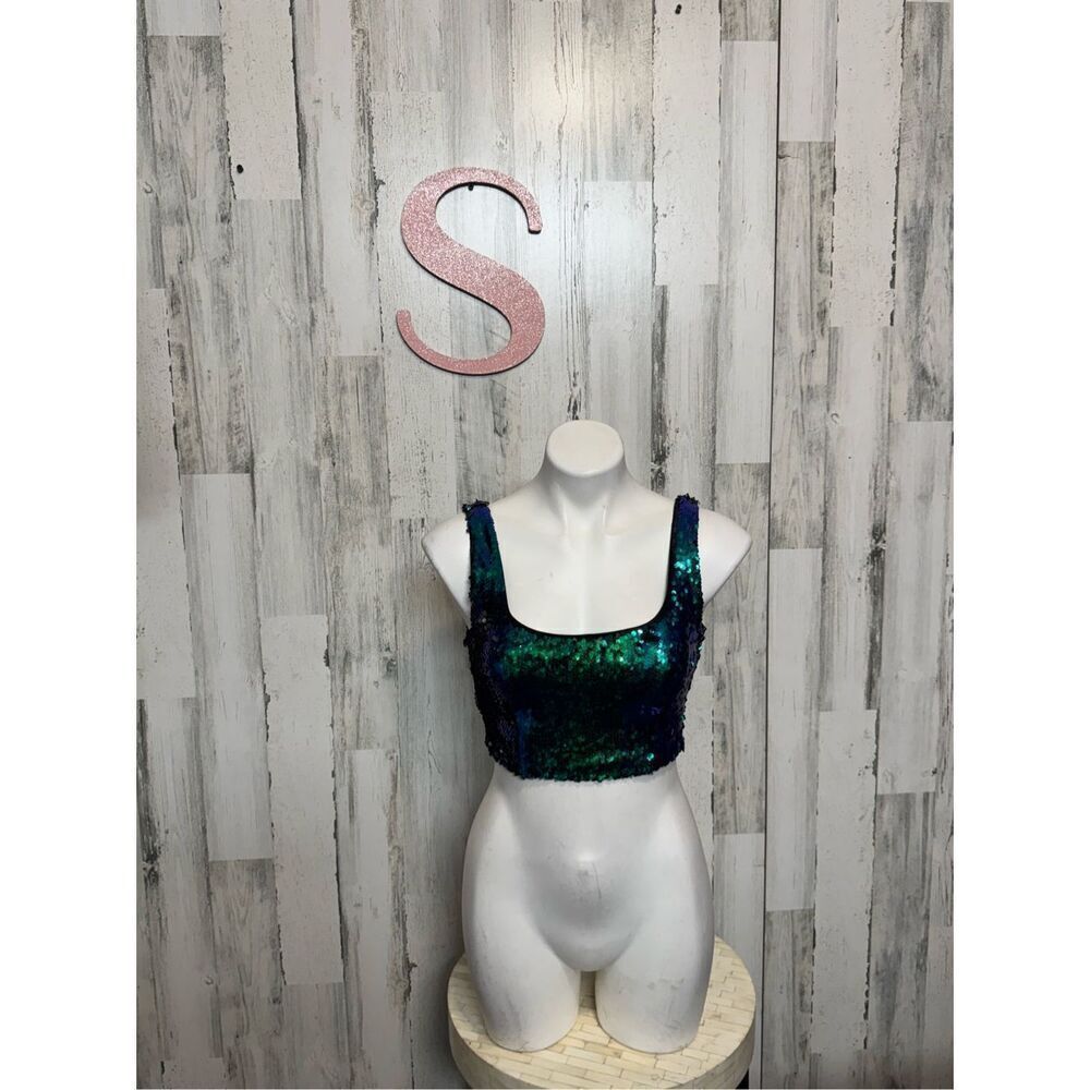 Forever 21 black crop top size S